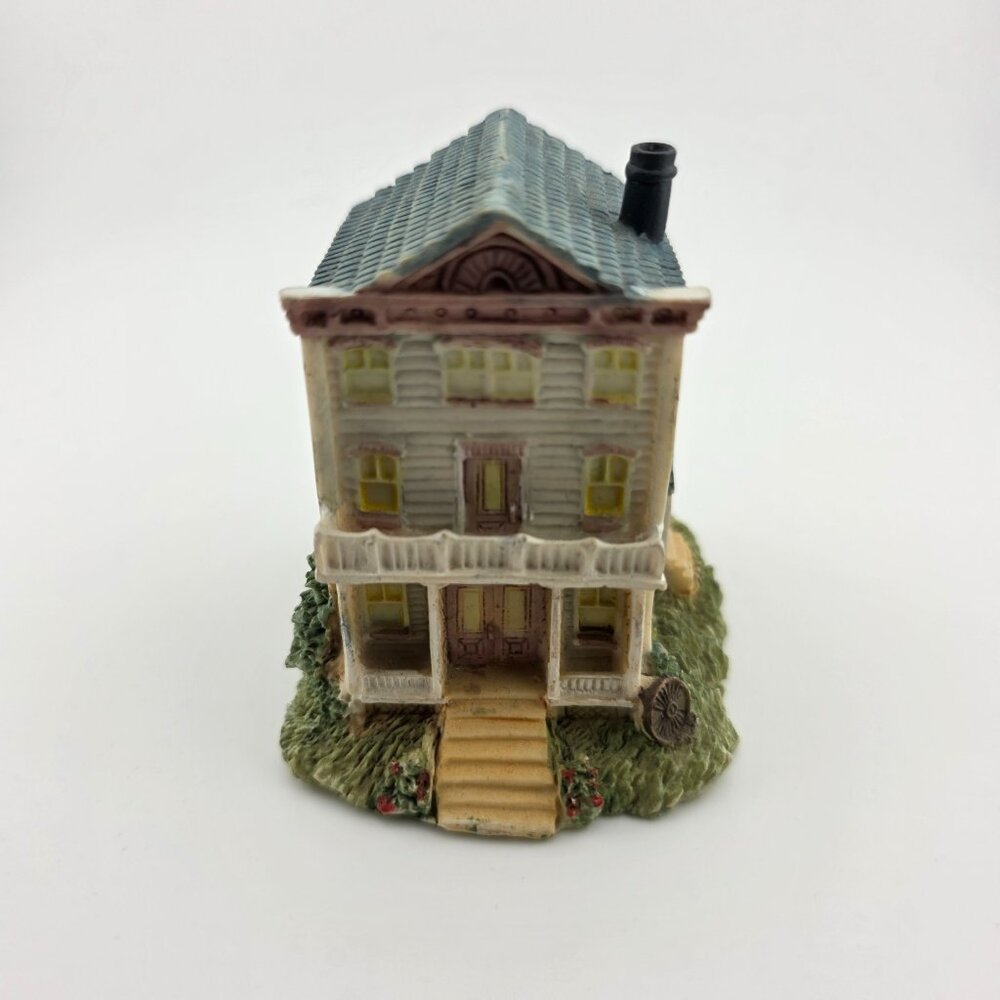 1994 Liberty Falls‎ AH45 Americana Collection Rev. Watkin's House Miniature